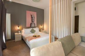 BEST Location Old Town - New Studio, Bucharest